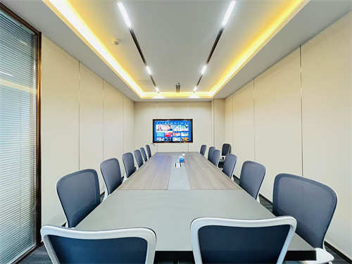 通用国际中心 125㎡办公室 3.5元/平米/天